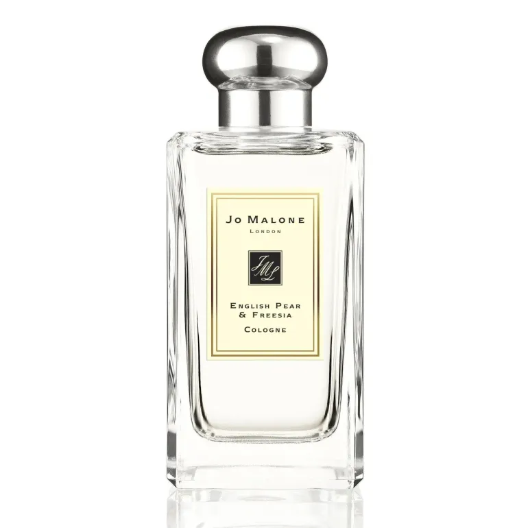 English Pear & Freesia